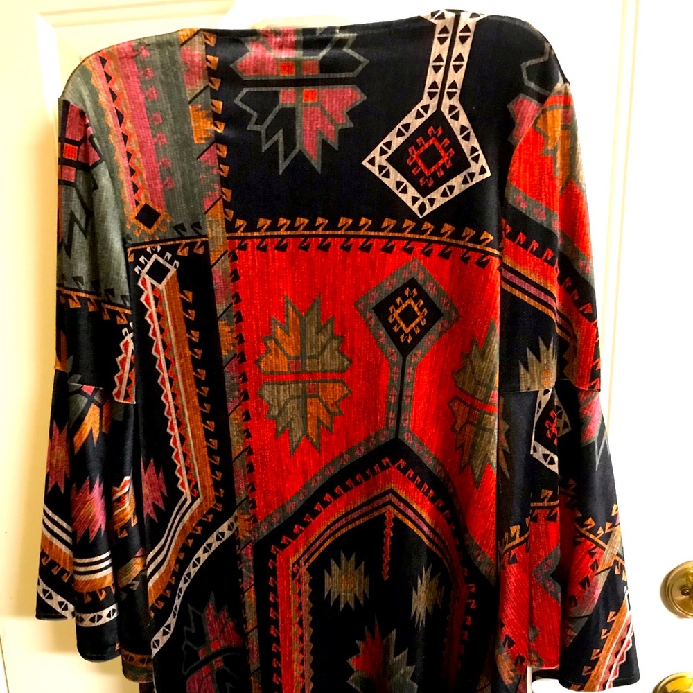 BEAUTIFUL JUDITH MARCH VELVET KIMONO